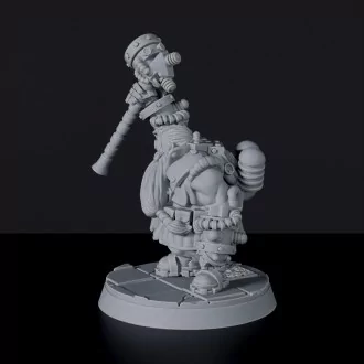 Miniature of dwarf male fighter Lord Gemalin with hammer - set for Bloodfields Metalbeard Dwarfs army