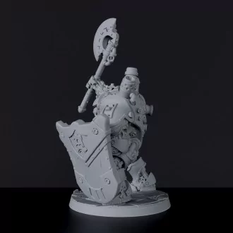 Miniature of gnome Xaron in Steambot monster machine with axe and shield - dedicated set for Bloodfields Tinkering Gnomes army