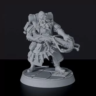 Fantasy miniatures of Gunther Rivoha warrior with crossbow and backpack for Vampire Hunters army