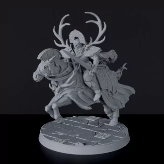 Fantasy miniatures of forest knight Praetor Naturalus with sword on horse - Bloodfields tabletop RPG game