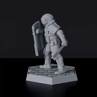 SCI-FI policeman miniature - Riot Officer Bob Blunt with bat and shield for Gridwars tabletop wargame