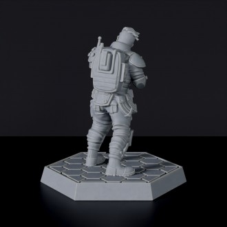 Sci-fi police officer with backpack and gun - Officer Michael Blender miniature for Gridwars TCPD army