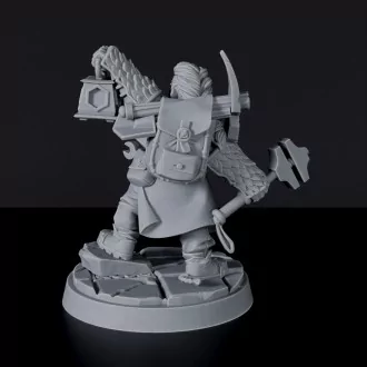 Miniature of Dwarf Female Adventurer with backpack and lamp - dedicated set to army for fantasy tabletop RPG games